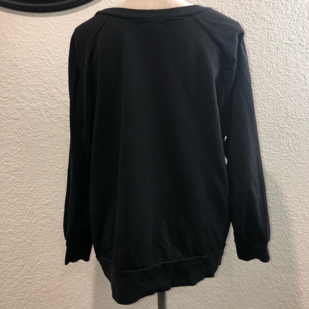 Black long sleeve with lace overlay - Picture 3 of 5